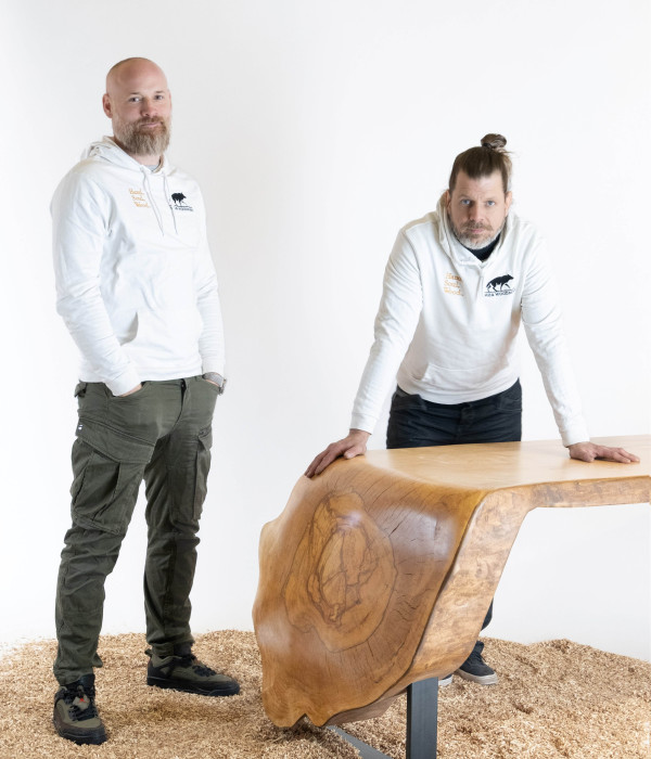 "Mert mi a bútorainkat úgy készítjük, hogy az unokáink restaurálhassák majd."